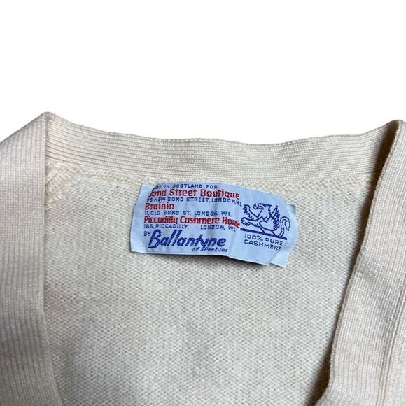 9 Item Sweater Bundle Womens Sizing - Picture 12 of 16